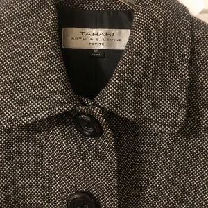 Gorgeous fabric and design pant suit 6P